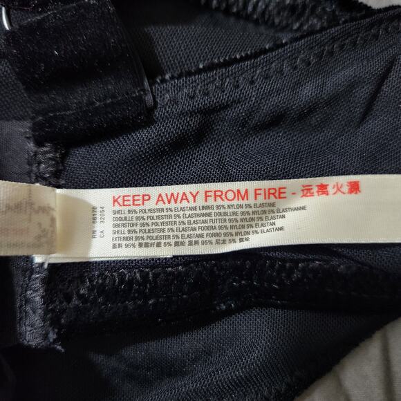 Intimately Free People Rhiannon Soft Bralette in Black Velvety Size Medium New - Picture 10 of 13